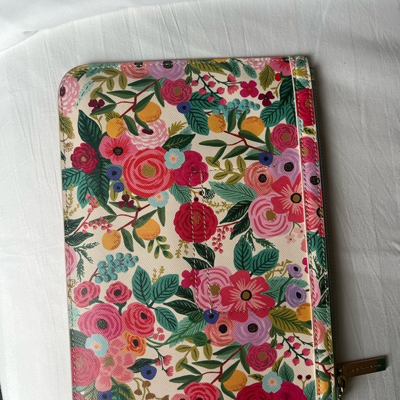 Rifle Paper Co. “Garden Party” Everyday Pouch - Picture 6 of 8